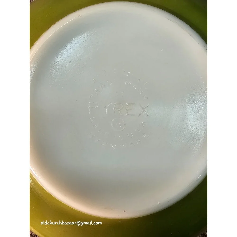 Pyrex Avacado 403 Mixing Bowl Stackable